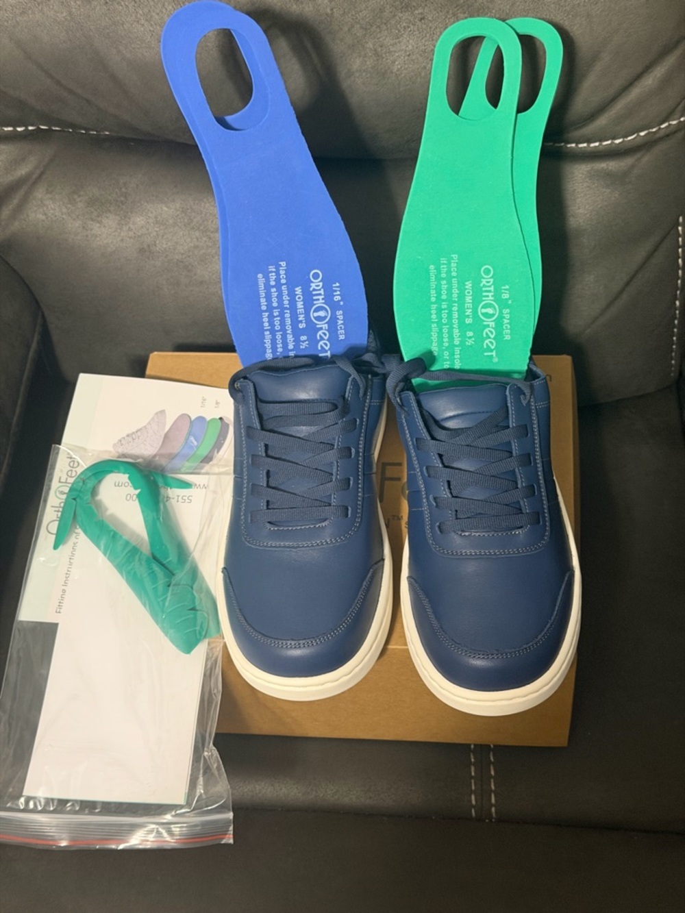 Orthofeet Women’s Leather Sneakers – Size 8.5 Wide (EU 39) – New in Box